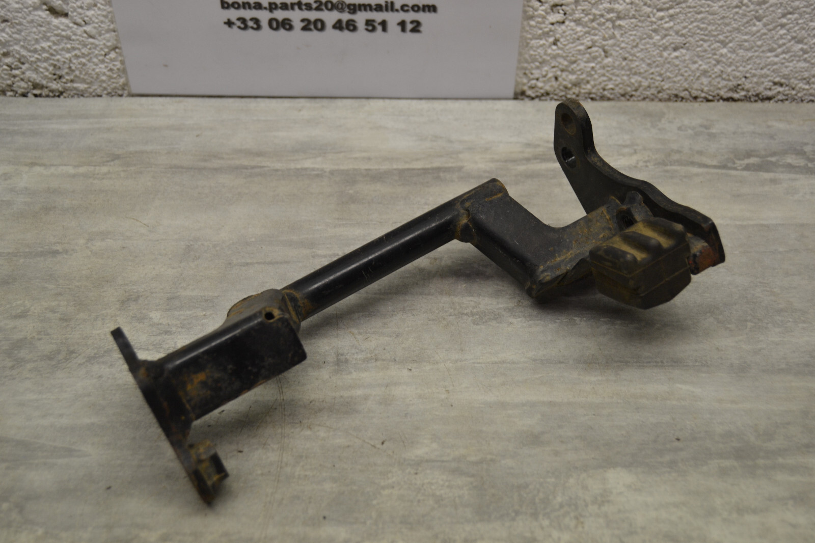 Balancier moteur Honda Zoomer NPS50 2001-17 50351GEV760 engine mount