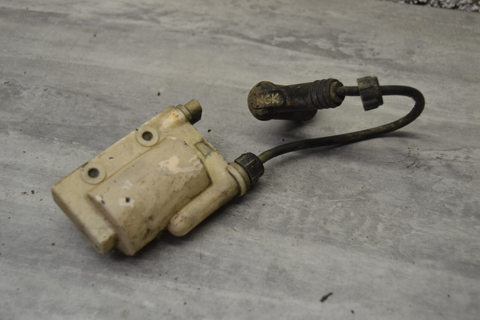 Bobine haute tension allumage Mobylette Motobécane Motobecane AV88 coil – Image 3