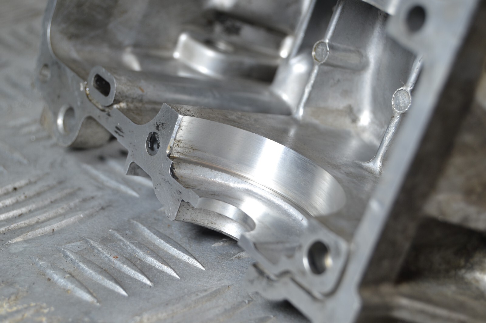 Carter bas moteur Honda Zoomer 50 NPS bottom crankcase – Image 8