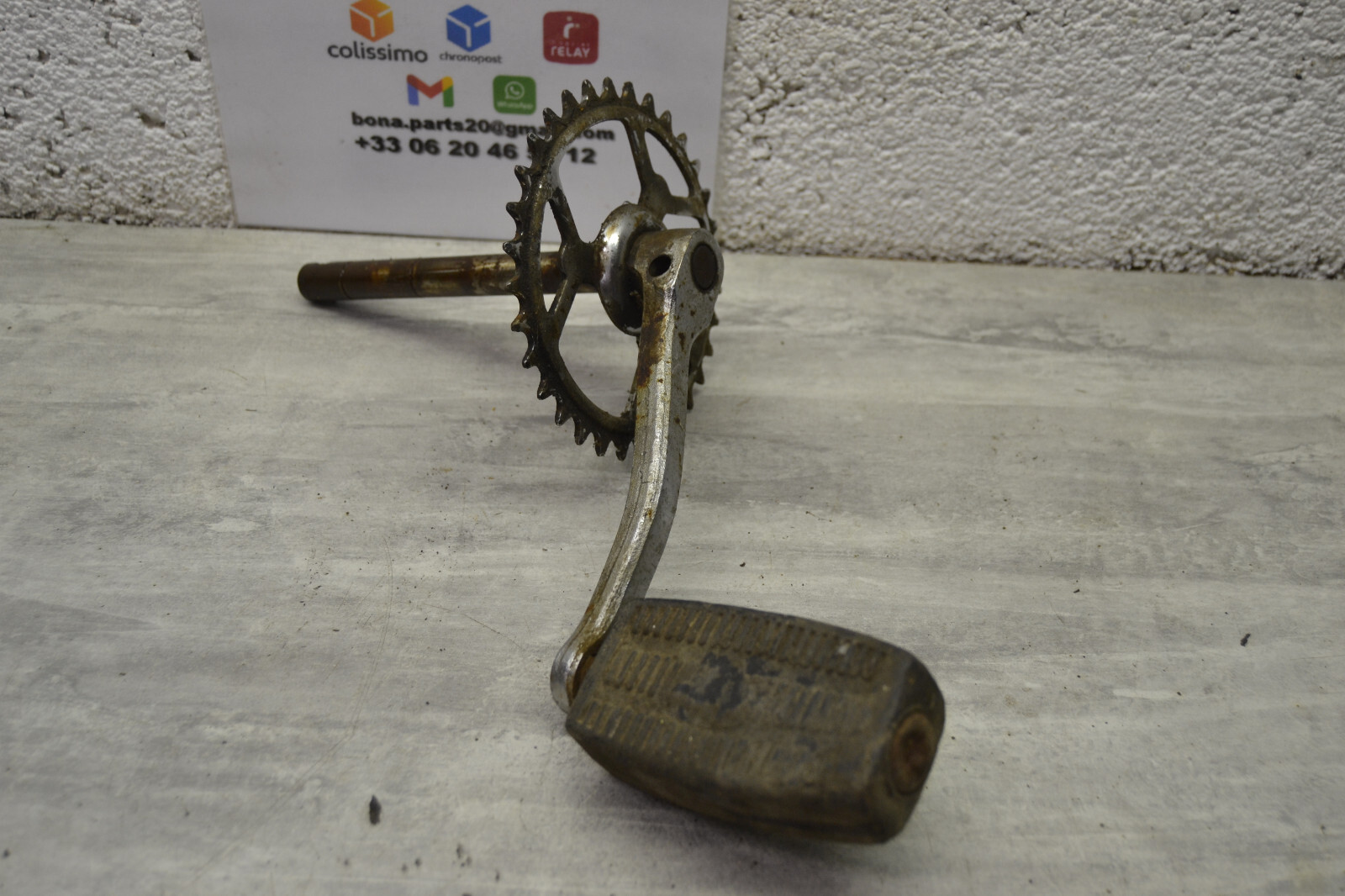 Pédalier axe droit pignon Mobylette Motobécane Motobecane AV88 Bleu youngtimer