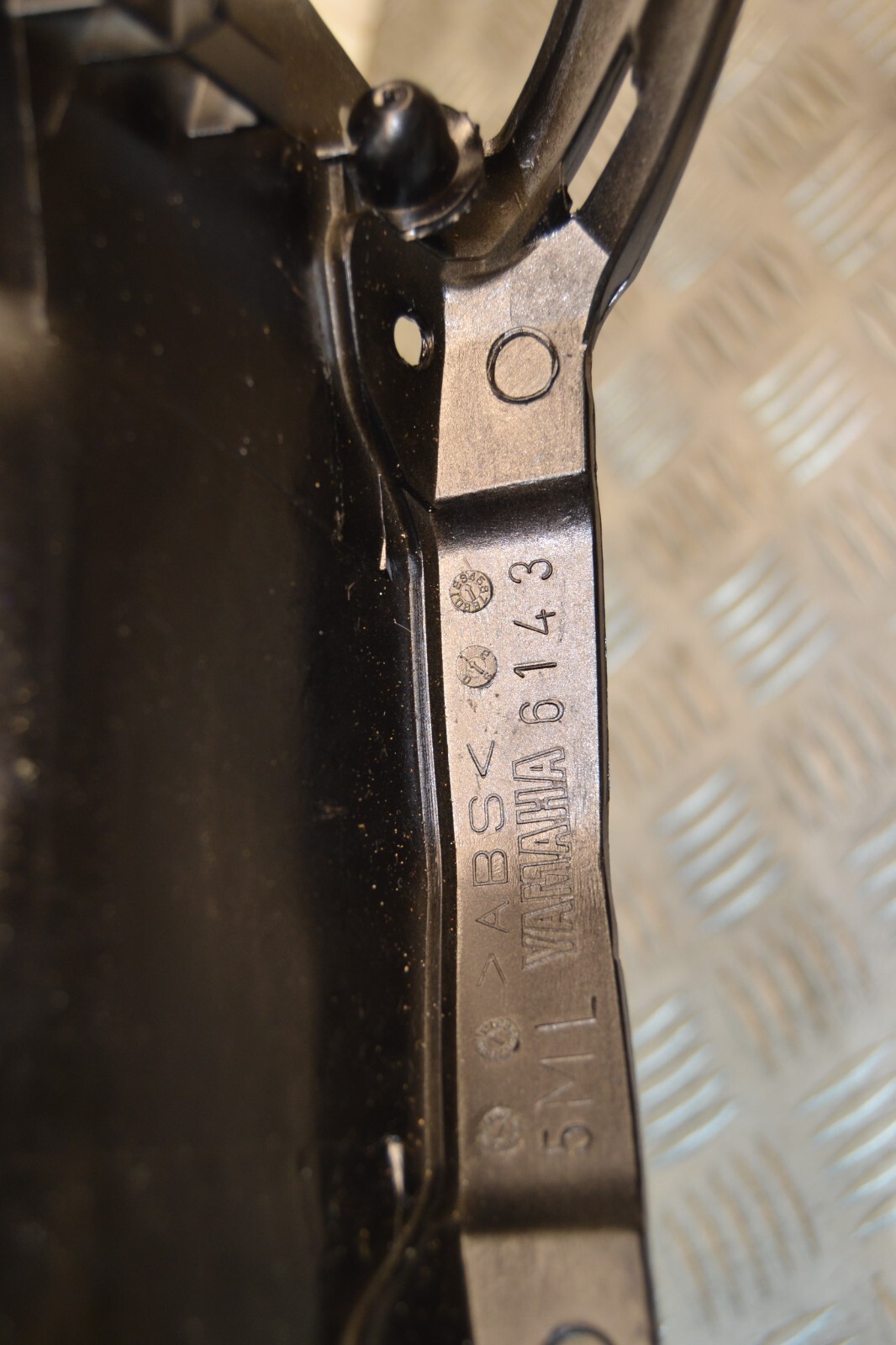 Plaque Phare Tête De Fourche Yamaha Cygnus 125 5ML – Image 8