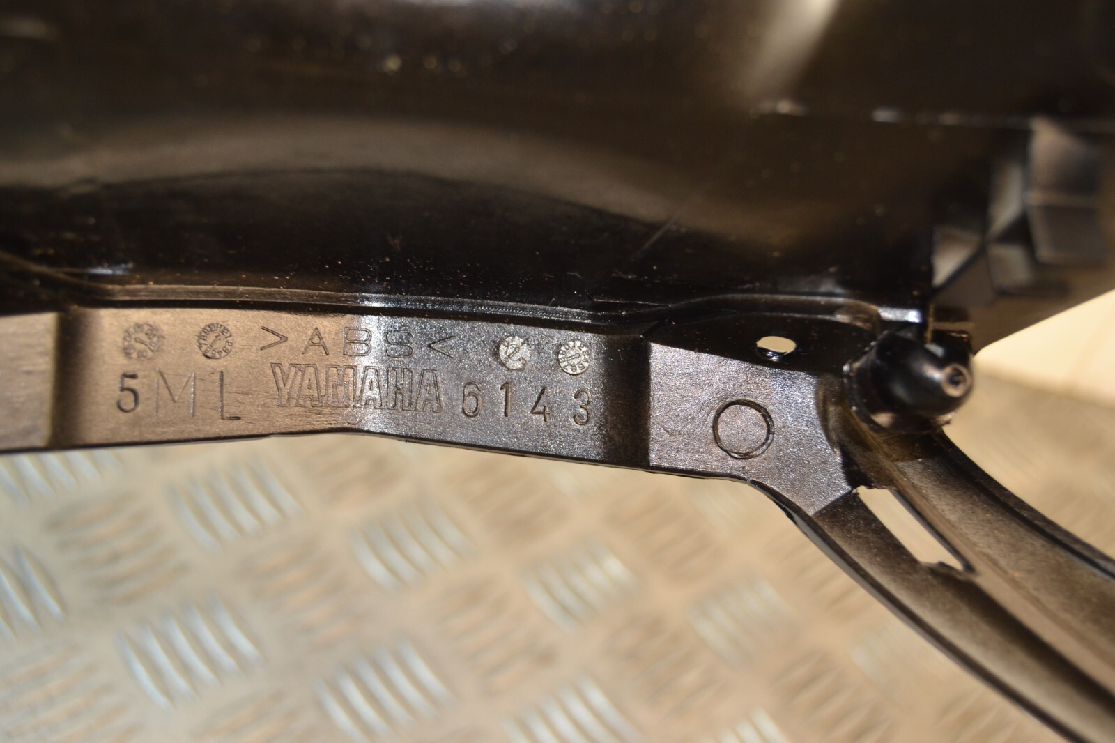 Plaque Phare Tête De Fourche Yamaha Cygnus 125 5ML – Image 9