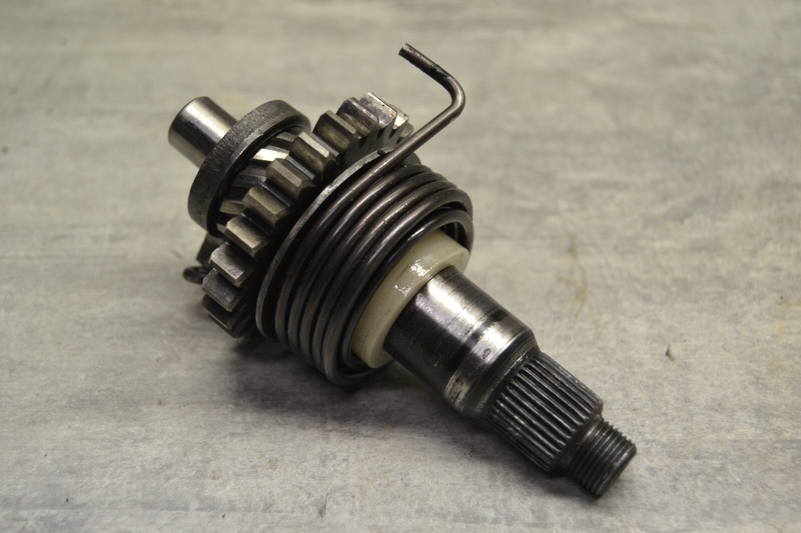 Balancier Yamaha 125 DTLC 10V balance shaft