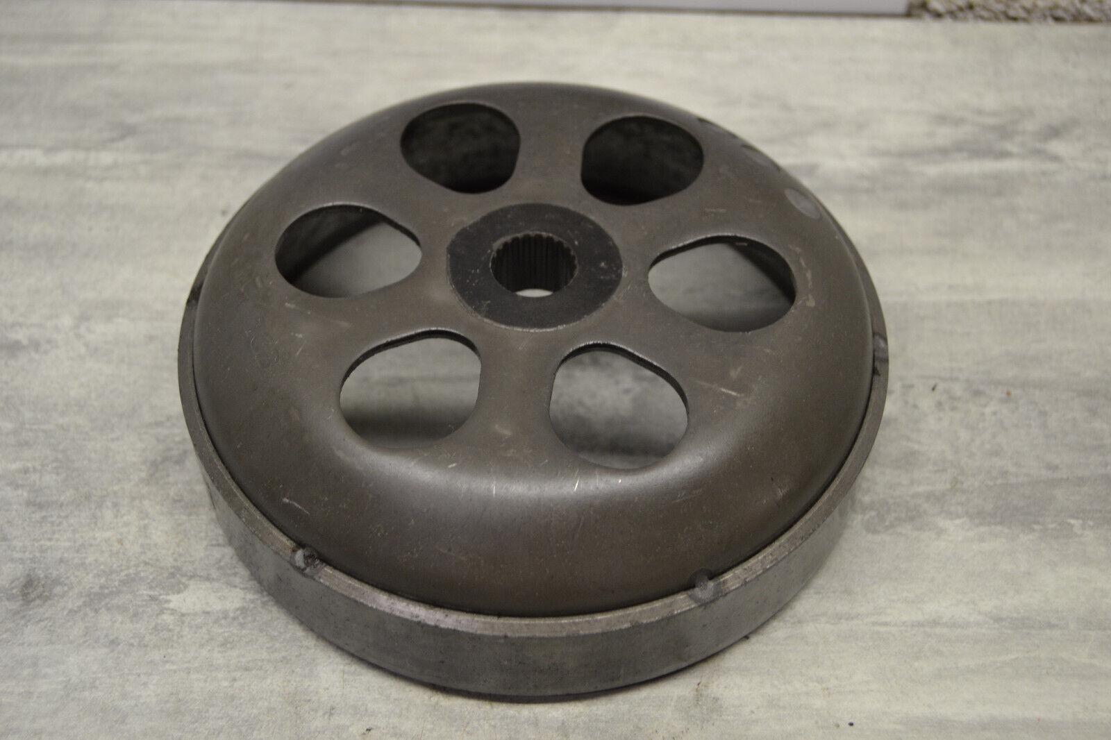 Cloche d'embrayage Piaggio Beverly 125 clutch basket – Image 3