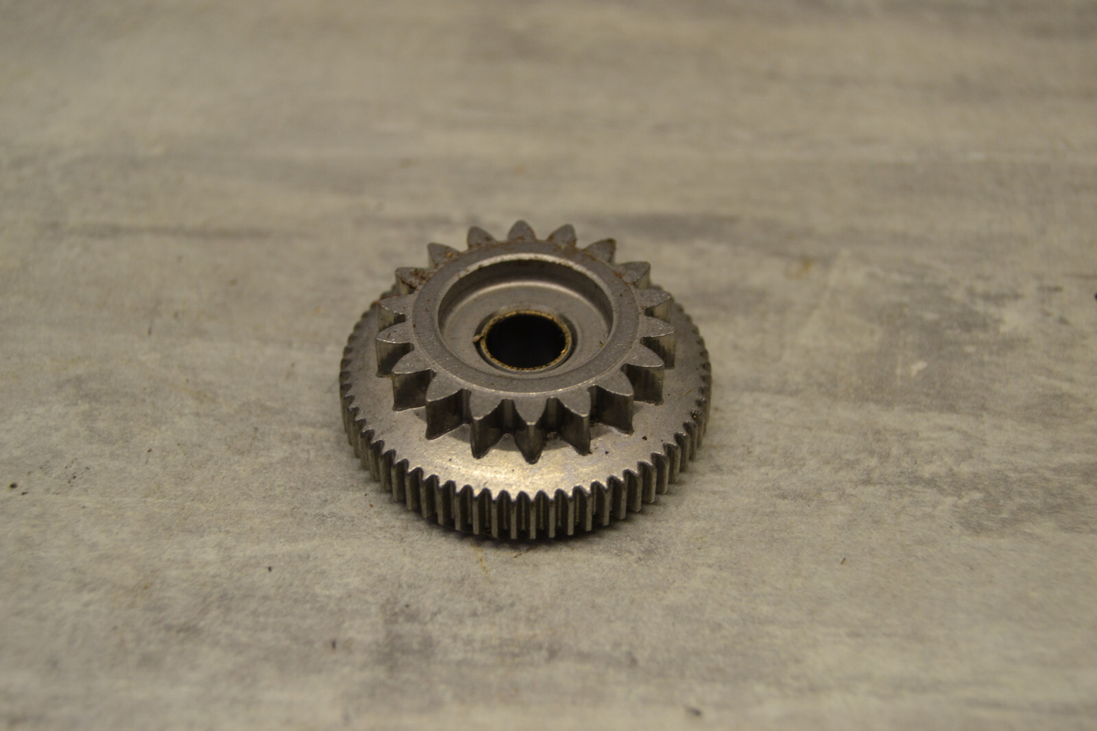 Pignon démarreur ovetto 50 2t mbk neos yamaha minarelli horizontal – Image 4