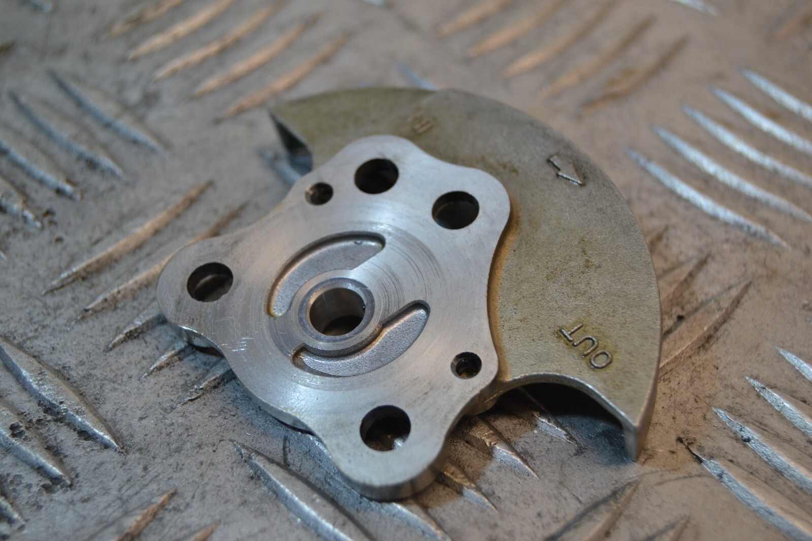 Pompe a huile complete oil pump assy Yamaha 125 SR – Image 8