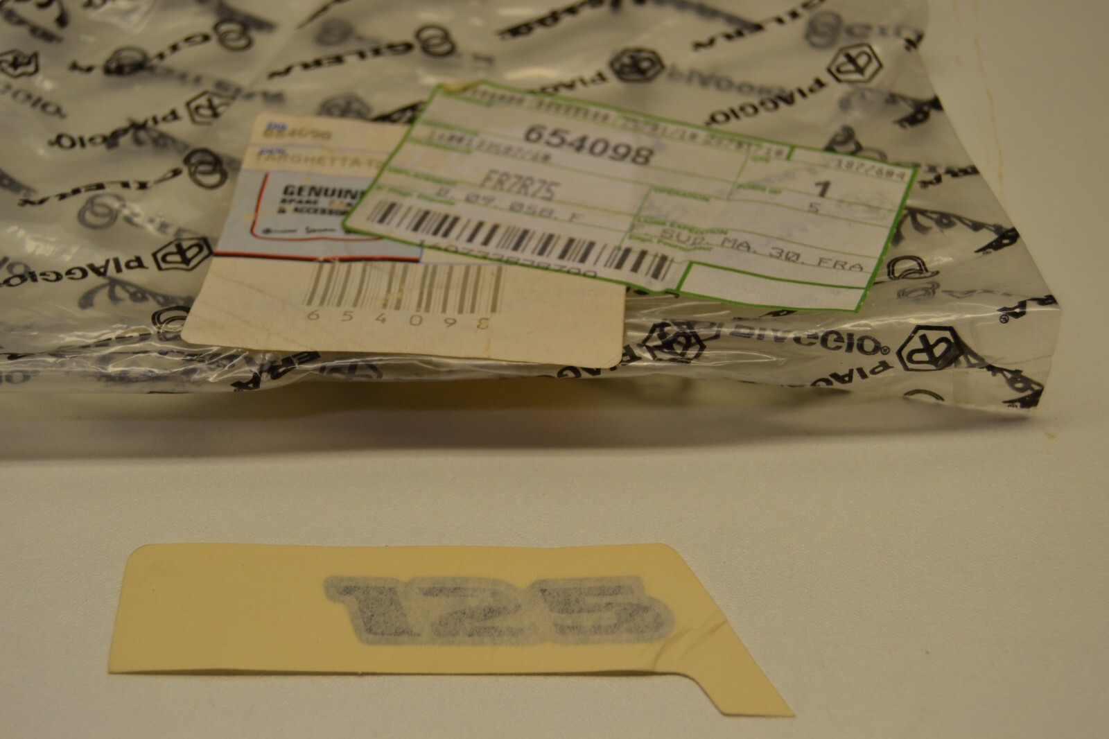 Sticker déco graphics Gilera Nexus 125 654098