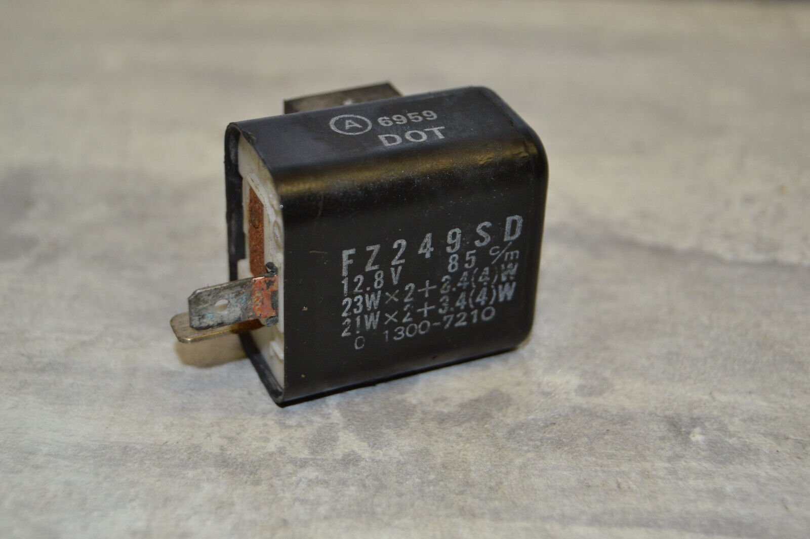 relais clignotant Suzuki 650 LS Savage 86-04 blinkers relay