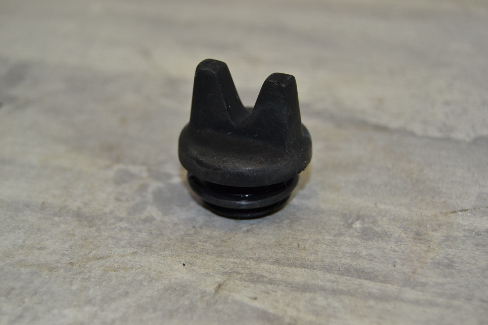 Bouchon huile Yamaha 125 DTLC DT 10V oil cap