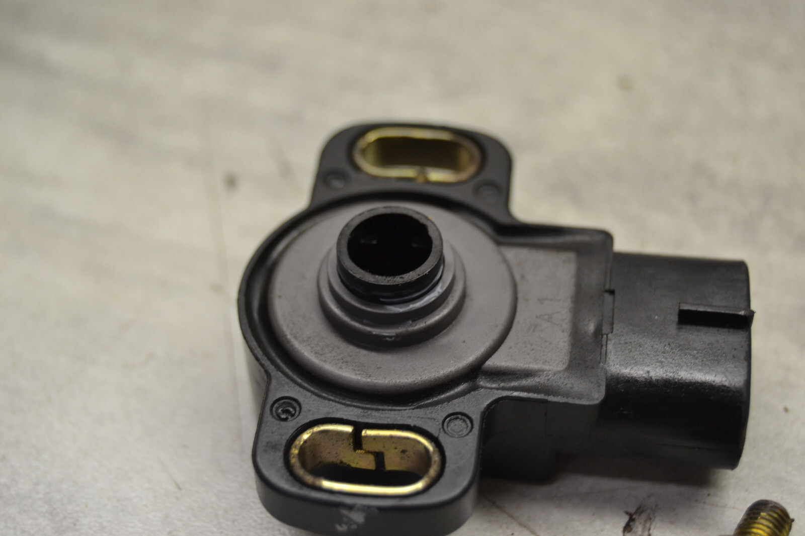 Capteur position papillon TPS Yamaha FJR1300 FJR 1300 2001-2005 – Image 4