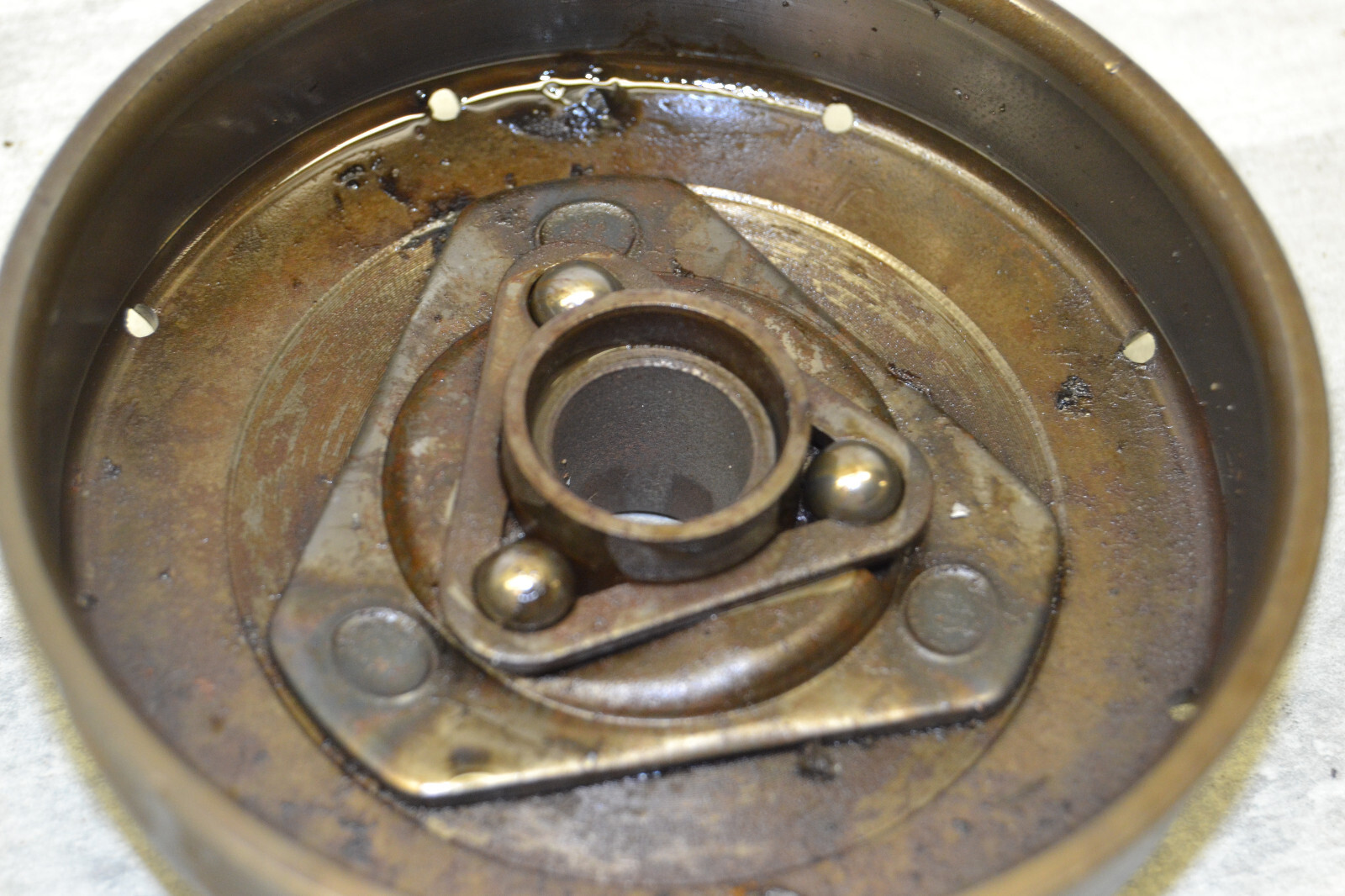 Cloche d'embrayage Honda Amigo P50 1967 clutch basket frizzione – Image 4