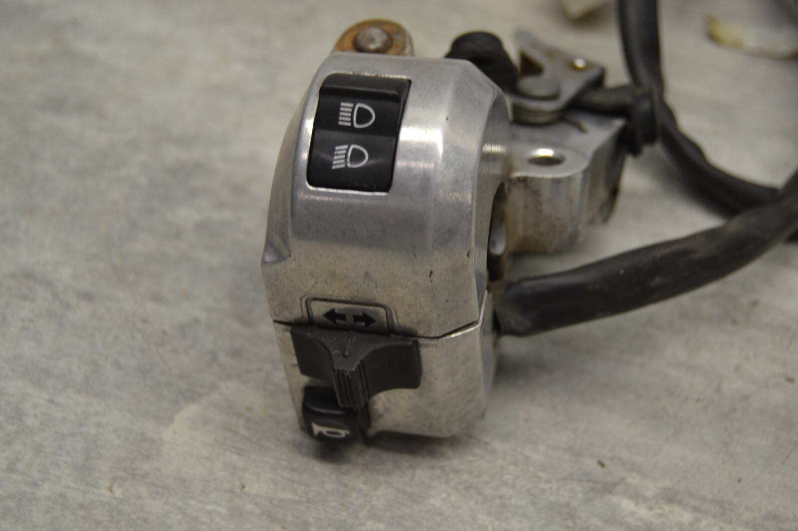 Commodo gauche Honda Zoomer NPS50 2001-17 left command 35200GEZ641 – Image 9