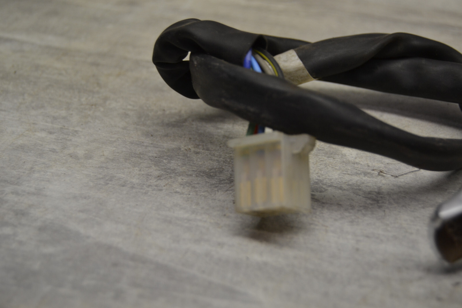 Commodo gauche Honda Zoomer NPS50 2001-17 left command 35200GEZ641 – Image 10