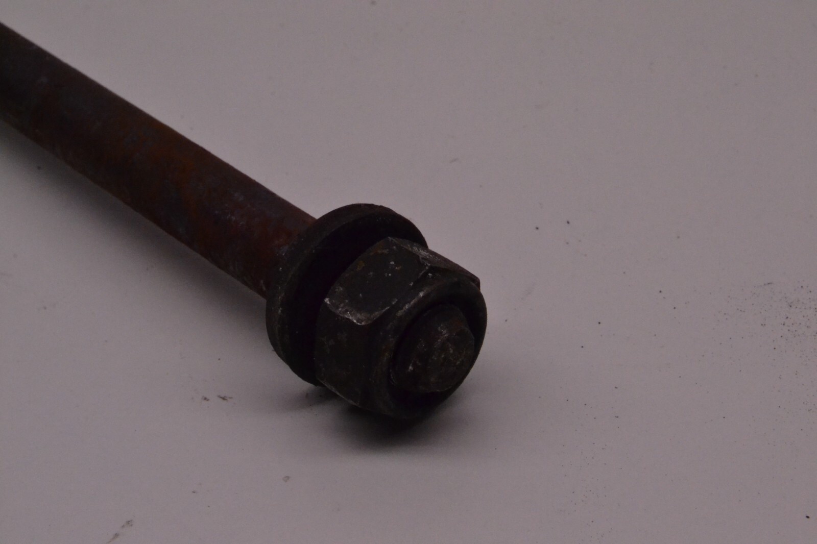 axe bras oscillant swing arm axle Yamaha 125 DTLC 10V – Image 6