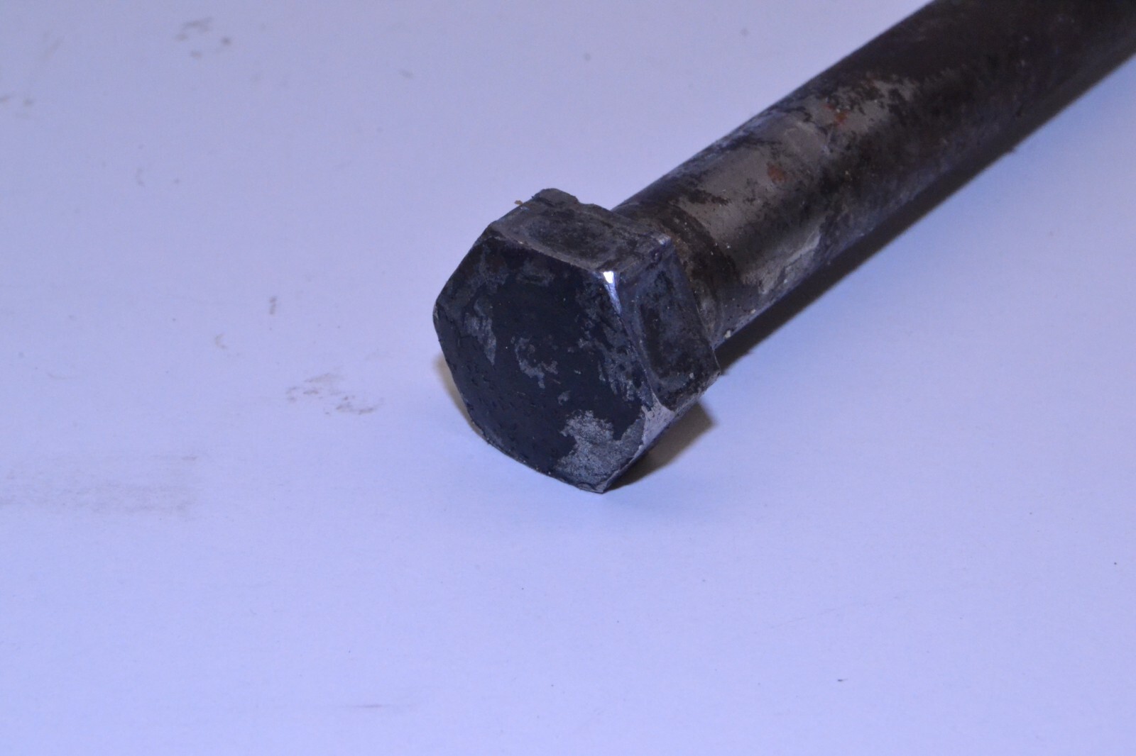 axe bras oscillant swing arm axle Yamaha 125 DTLC 10V – Image 7