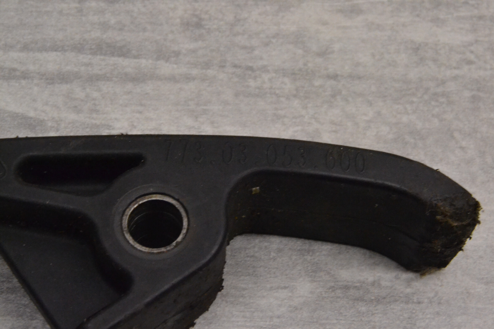 guide chaine inferieur KTM 250 EXCF SXF 2006-10 77303053000 – Image 3